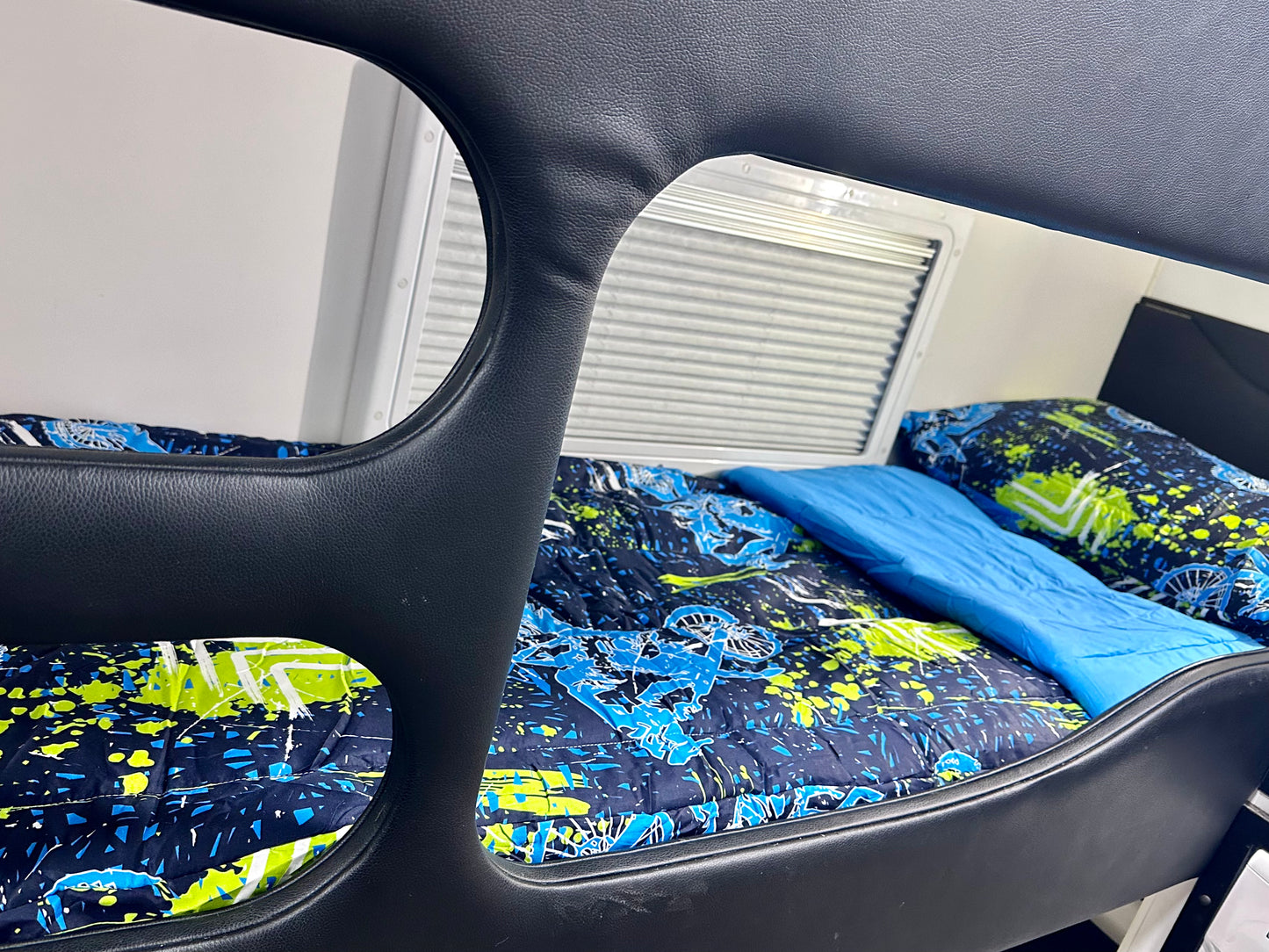 Single Bunk Bed Caravan Zip Quilt - Motorbike