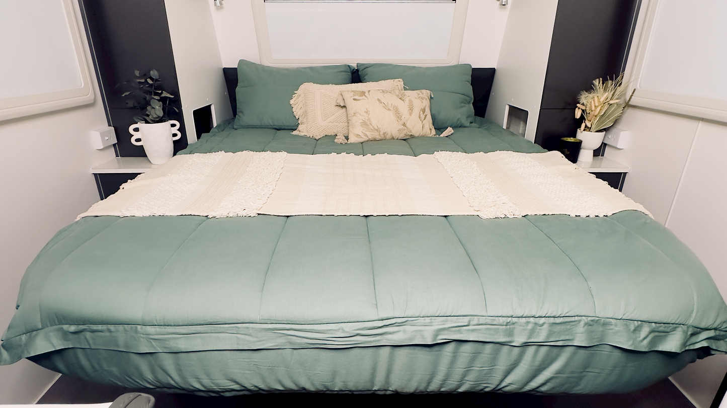 Sage Caravan Complete Bedding Set - Queen