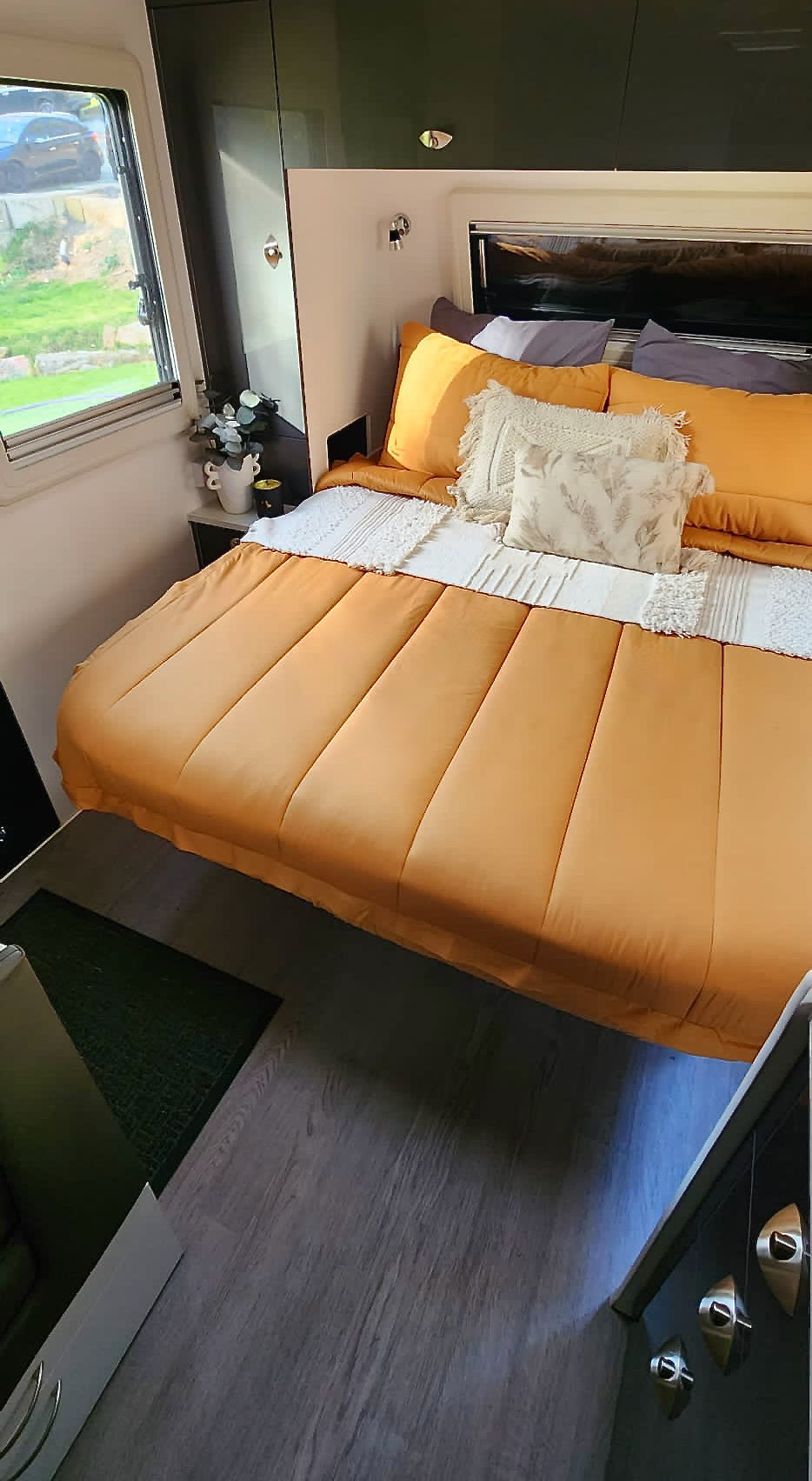 Ochre Caravan Complete Bedding Set - Queen
