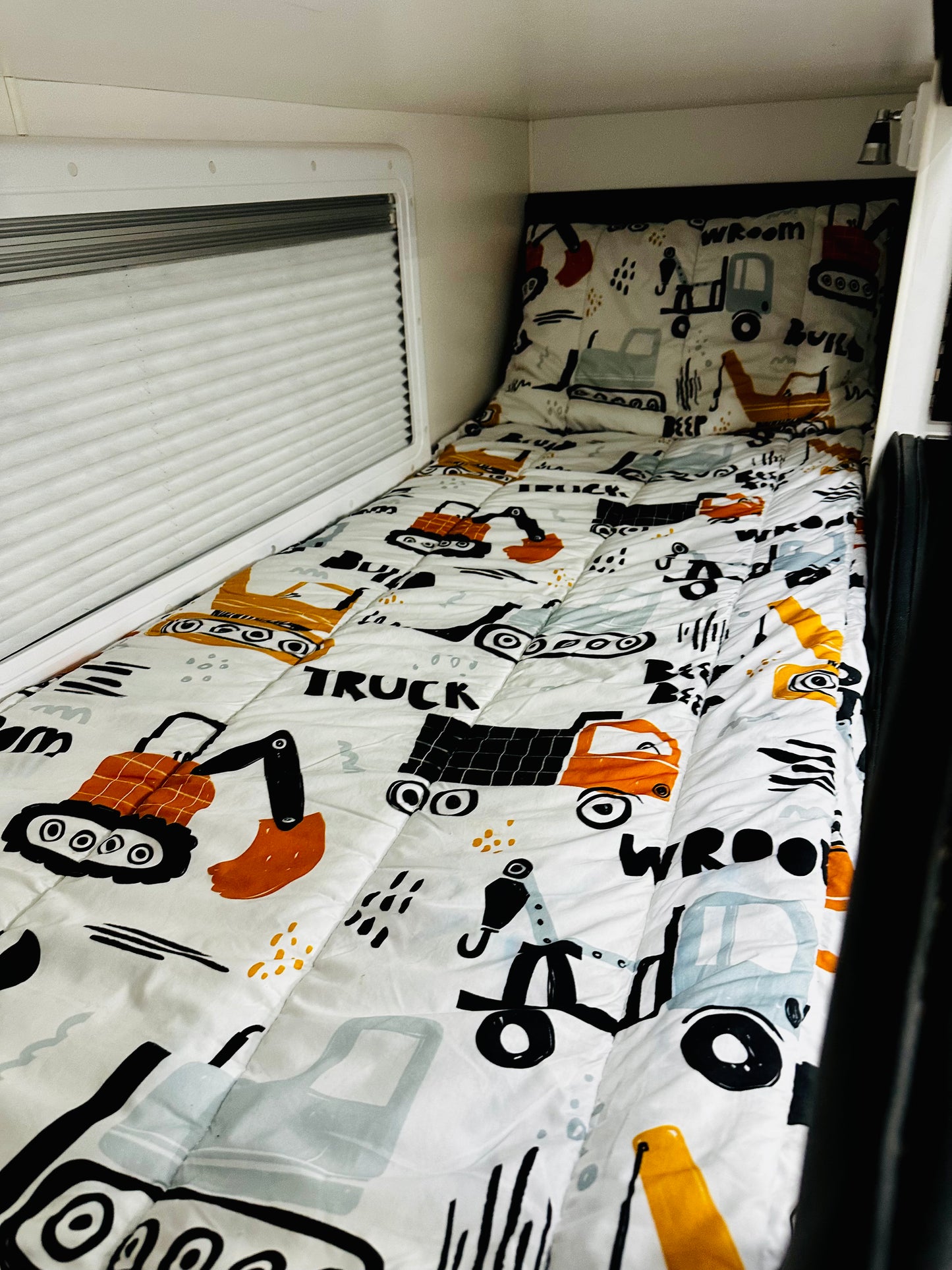 Single Bunk Bed Caravan Zip Quilt - Construction