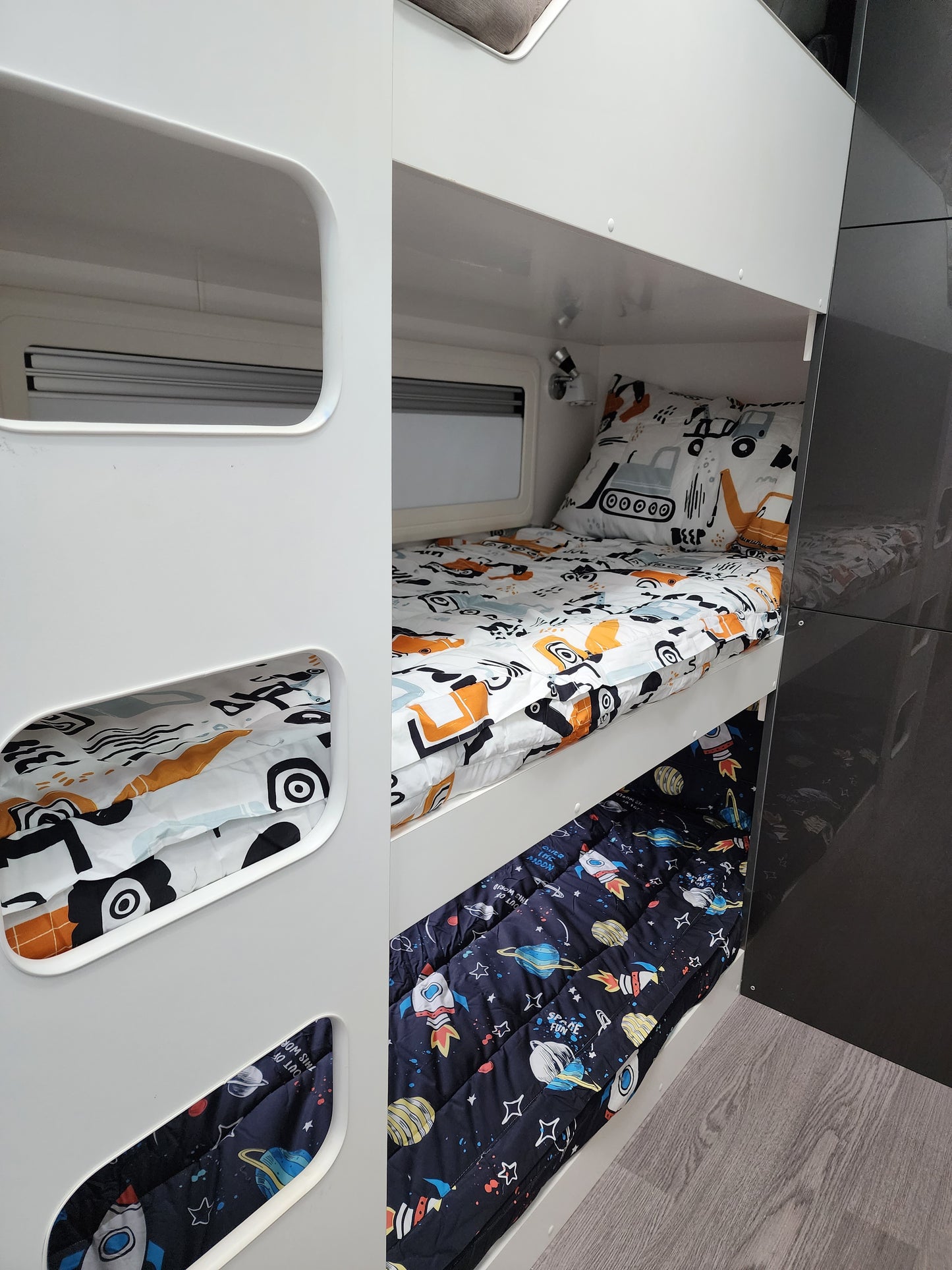 Single Bunk Bed Caravan Zip Quilt - Construction