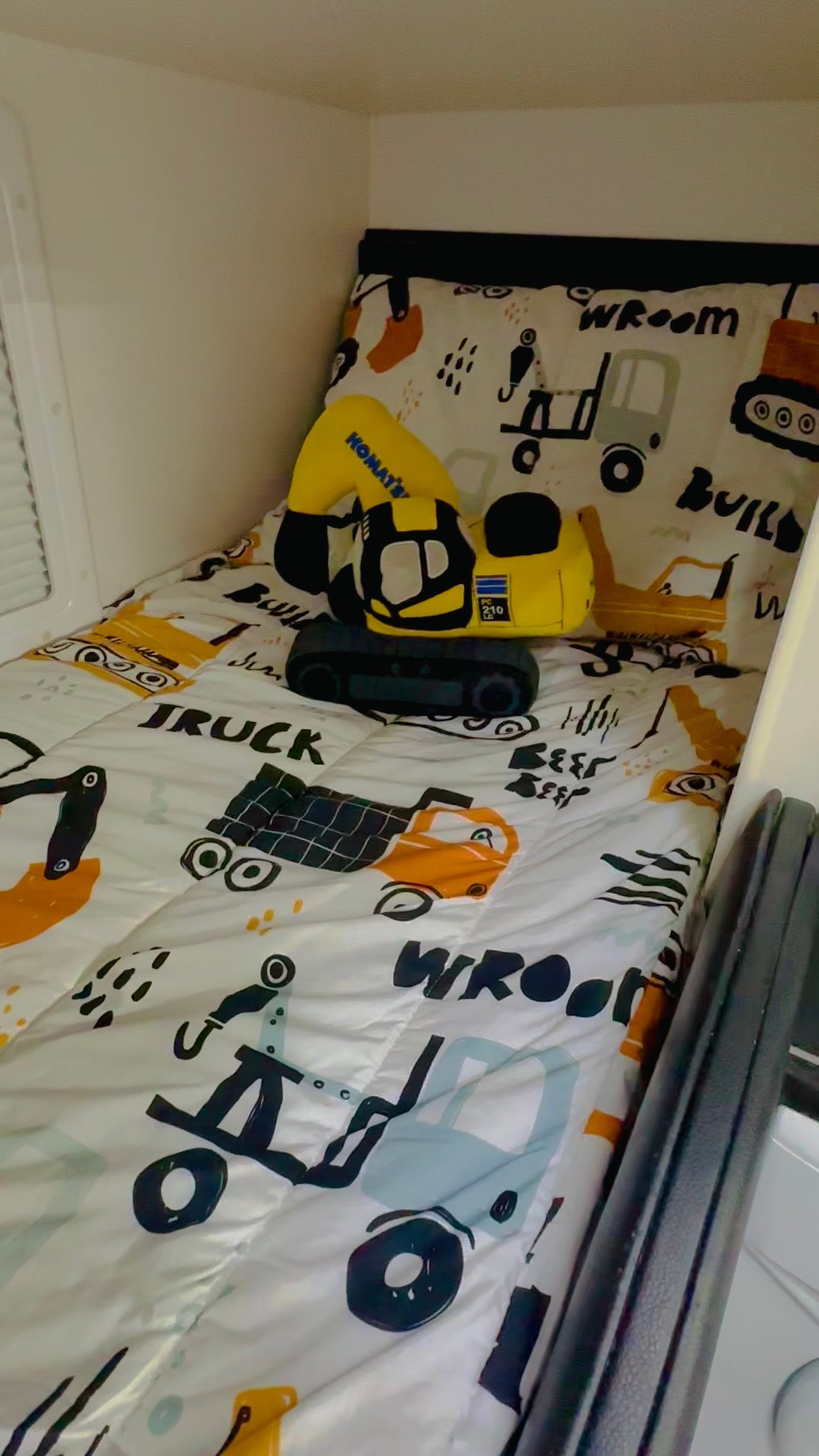 Single Bunk Bed Caravan Zip Quilt - Construction
