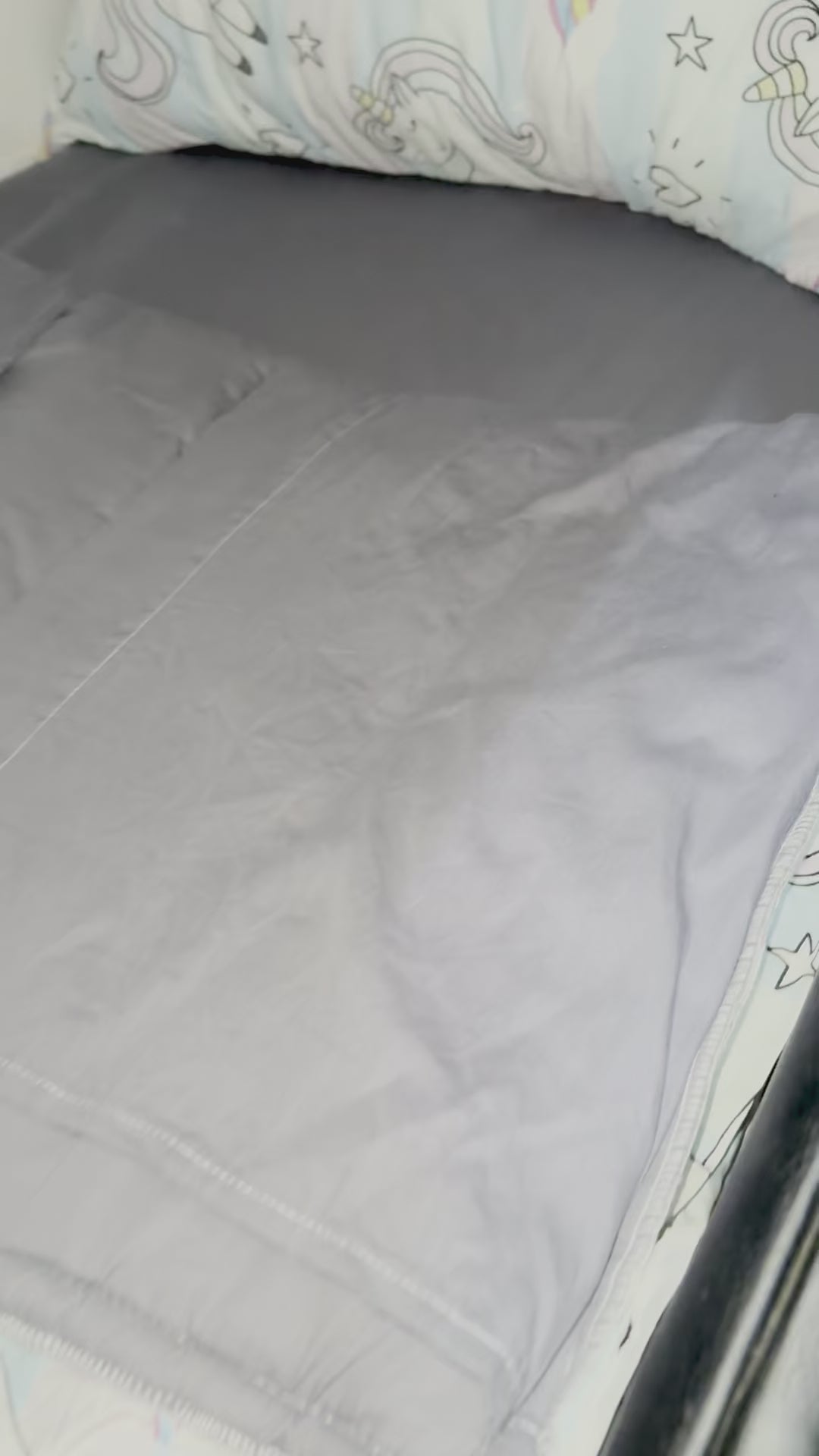 How the zip-up quilt sets work